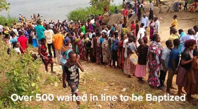 Uganda 500 baptized